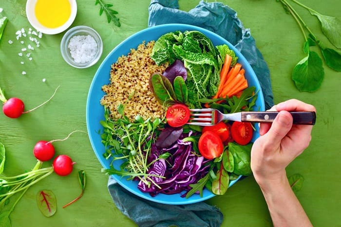 exploring the link between diet and womens hormonal health